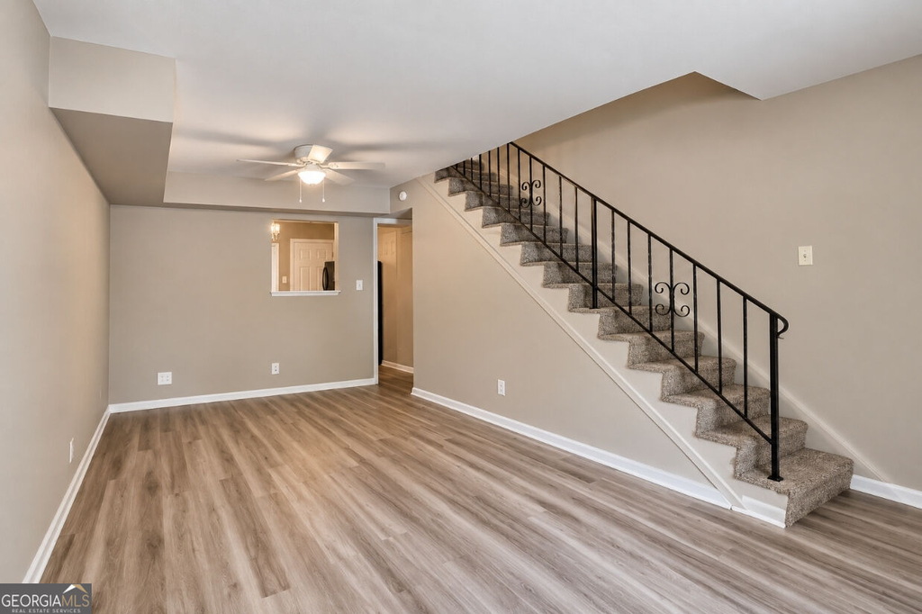 88 Angie Drive - Photo 3