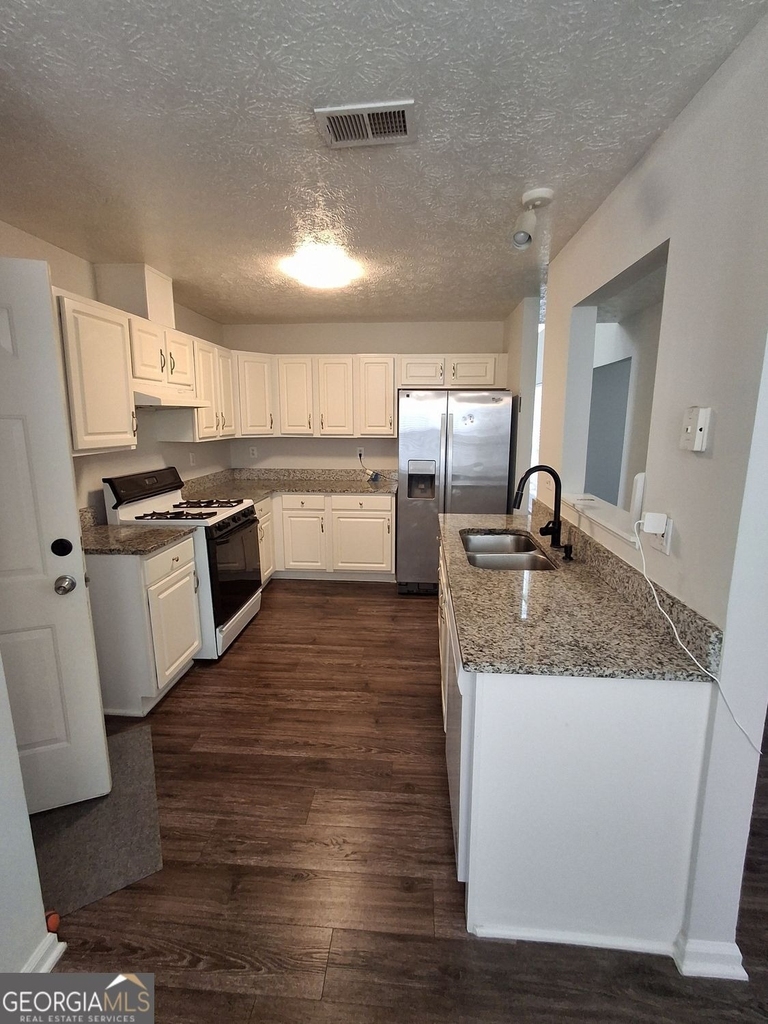 1110 Winter Park Lane - Photo 6