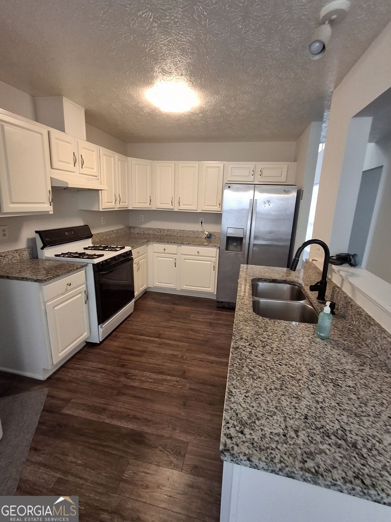 1110 Winter Park Lane - Photo 5