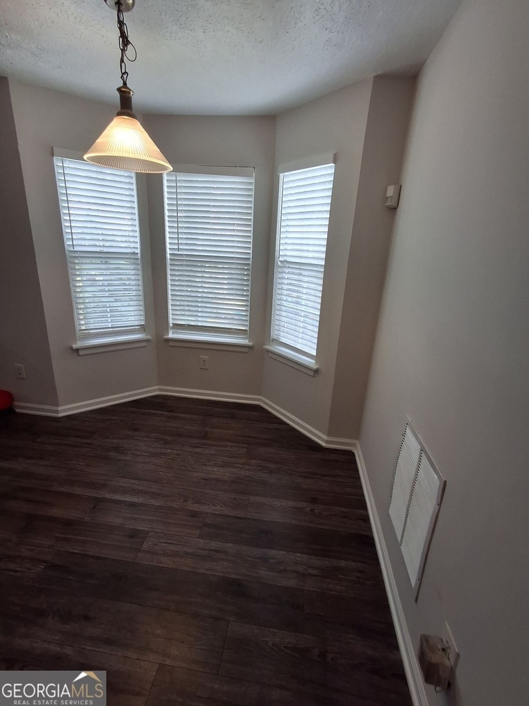 1110 Winter Park Lane - Photo 4