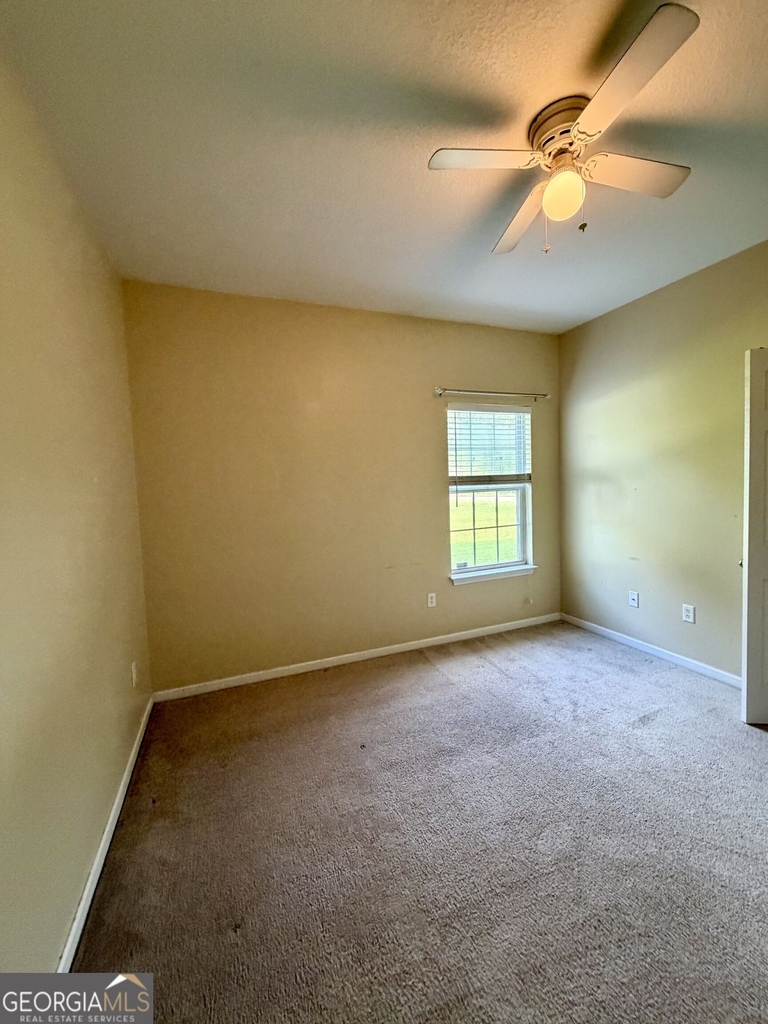 200 Royal Palms Avenue - Photo 34