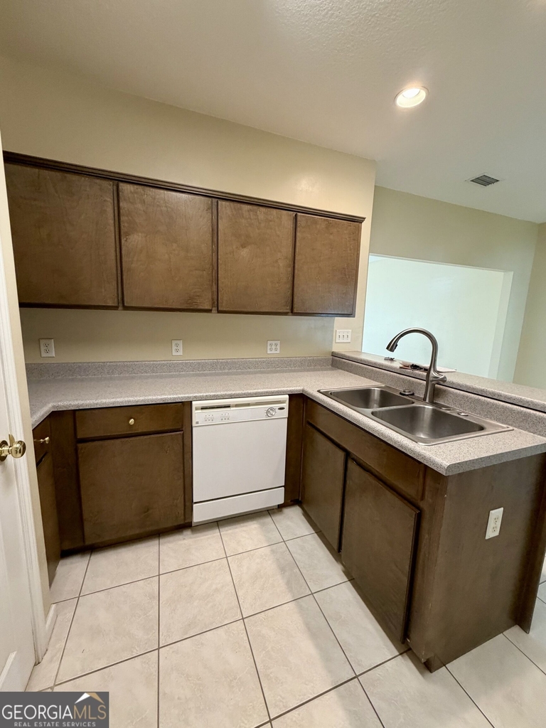 200 Royal Palms Avenue - Photo 15