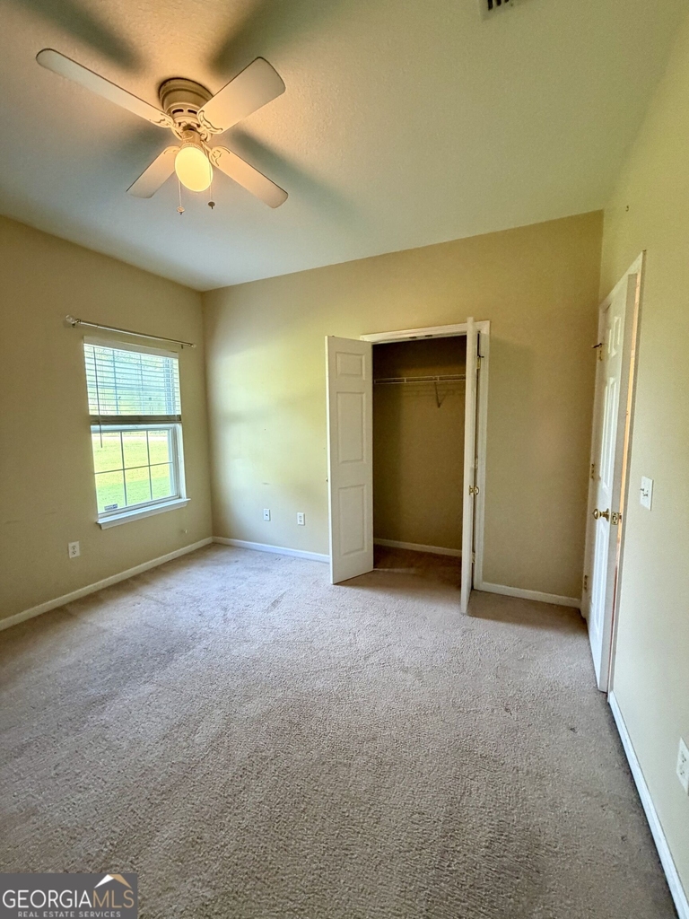 200 Royal Palms Avenue - Photo 33