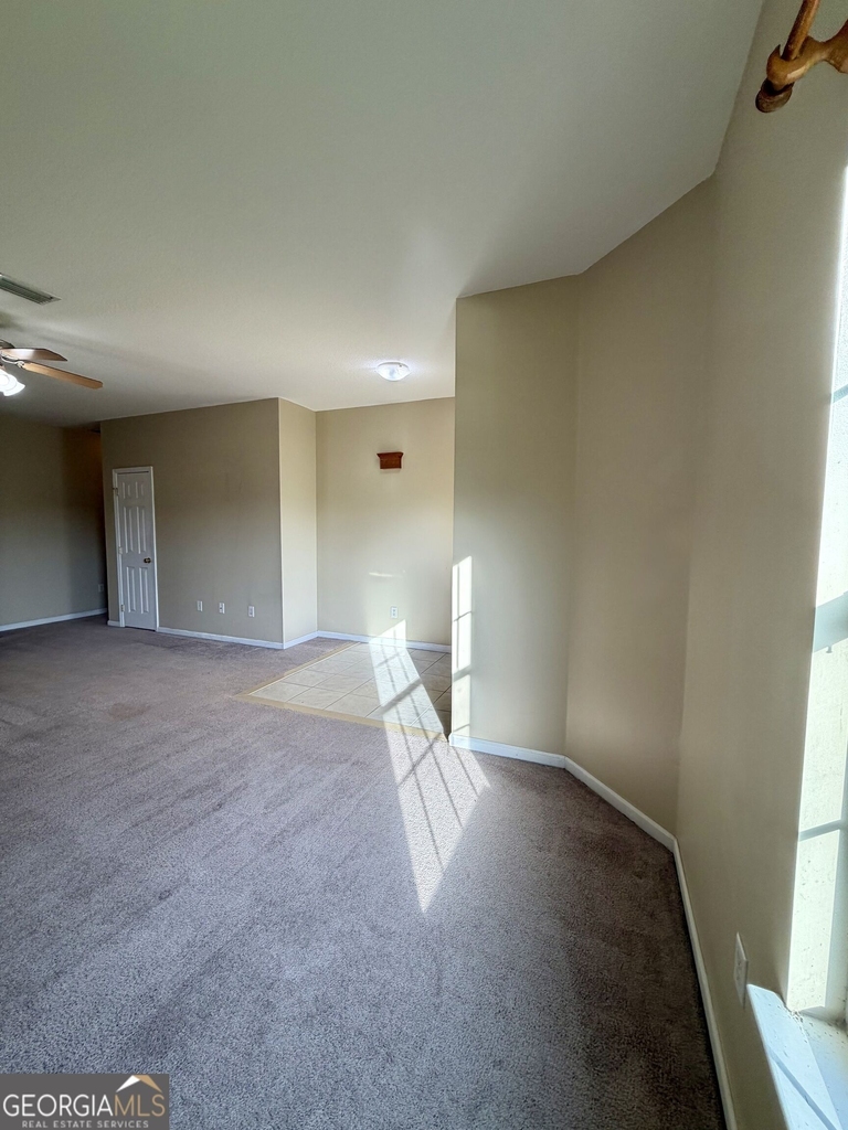 200 Royal Palms Avenue - Photo 4