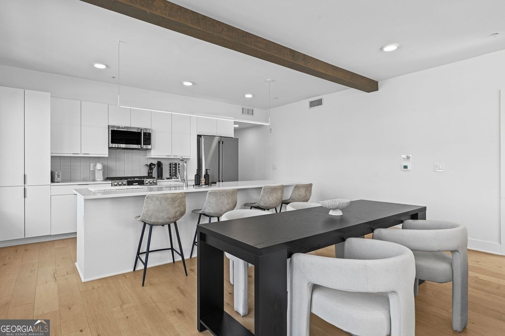346 Peters Street Sw - Photo 9