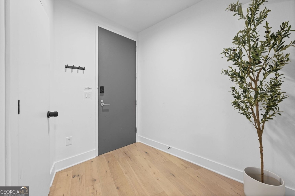 346 Peters Street Sw - Photo 34