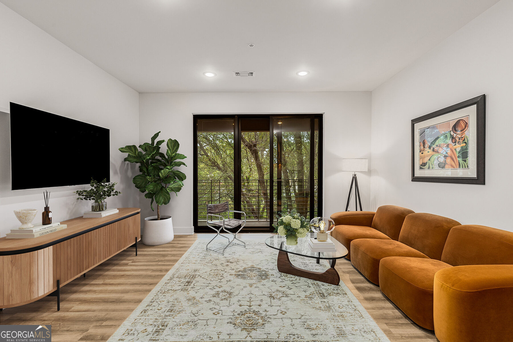 112 Rogers Street - Photo 13