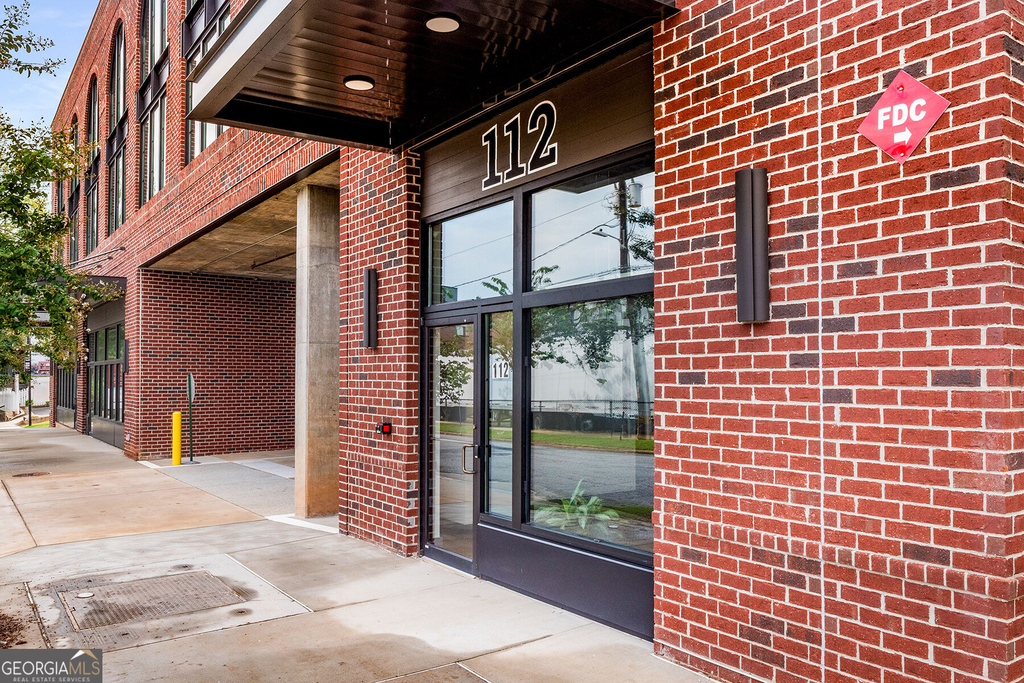 112 Rogers Street - Photo 5
