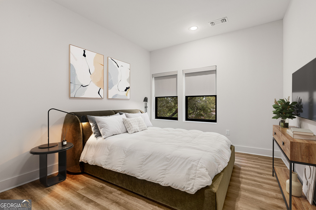 112 Rogers Street - Photo 2