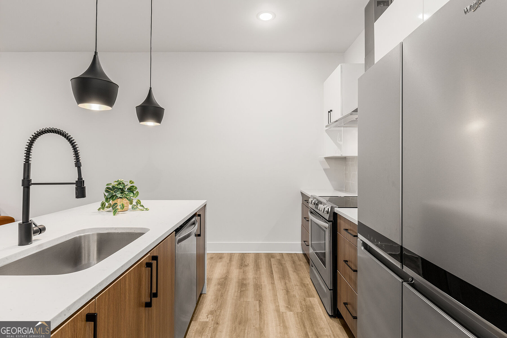 112 Rogers Street - Photo 10
