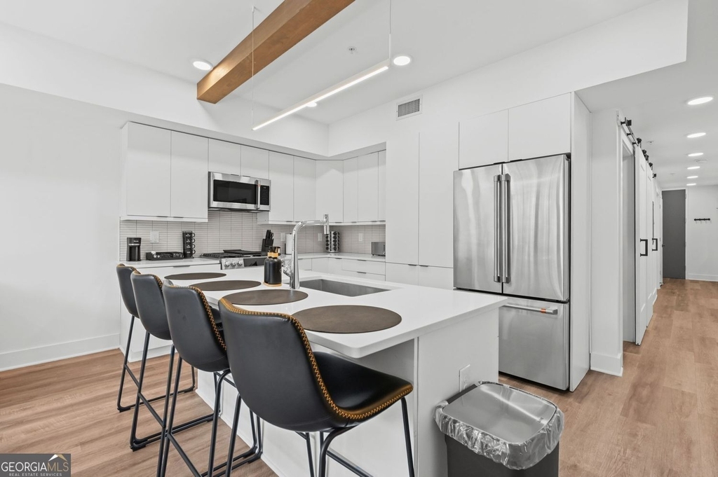 346 Peters Street Sw - Photo 8