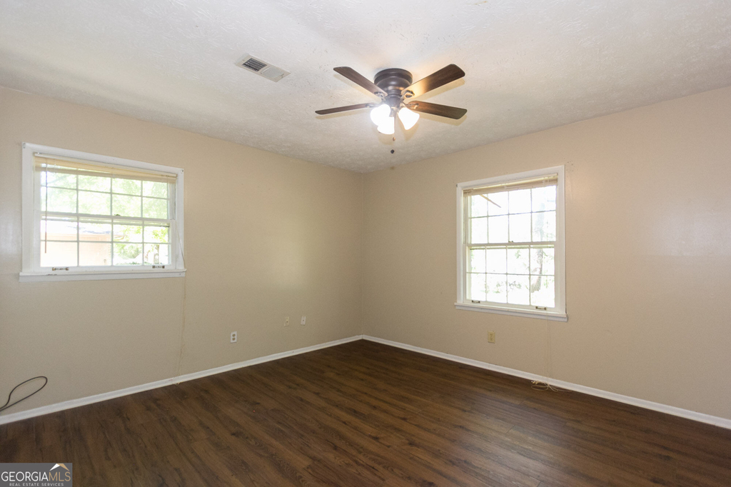 3720 Sunny Hill Drive - Photo 10