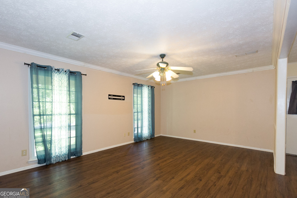 3720 Sunny Hill Drive - Photo 3