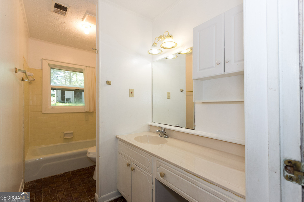 3720 Sunny Hill Drive - Photo 6