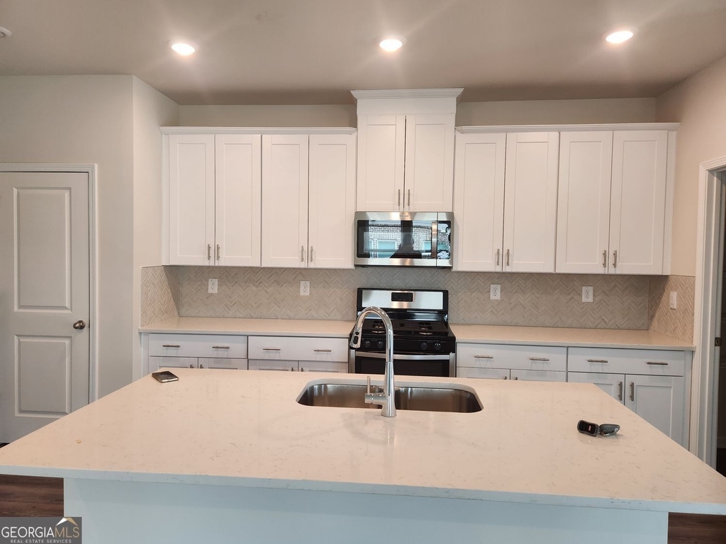 1050 Sunny Lake Drive - Photo 16