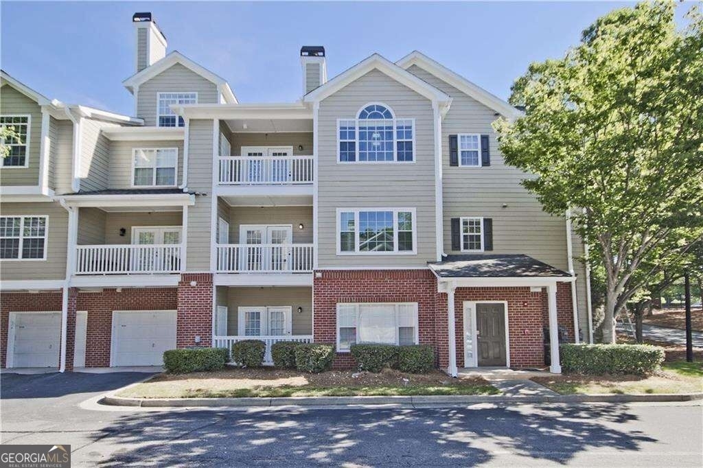 8102 Woodland Lane - Photo 0