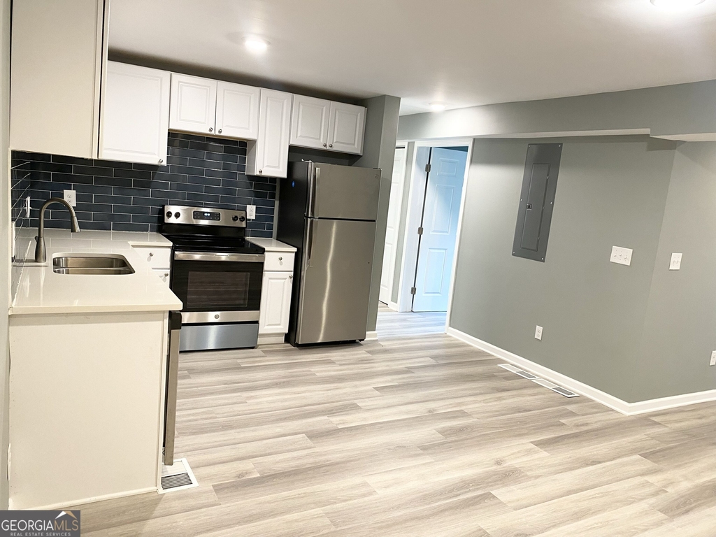 1891 Tremont Drive Nw - Photo 2
