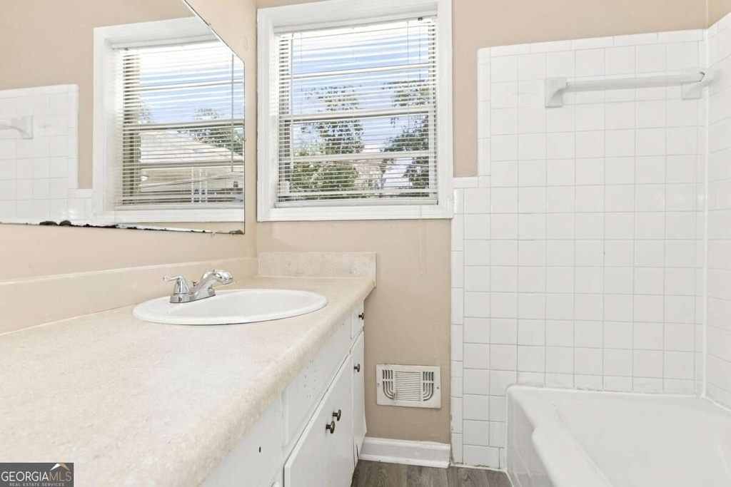 2909 Briarwood Boulevard - Photo 12