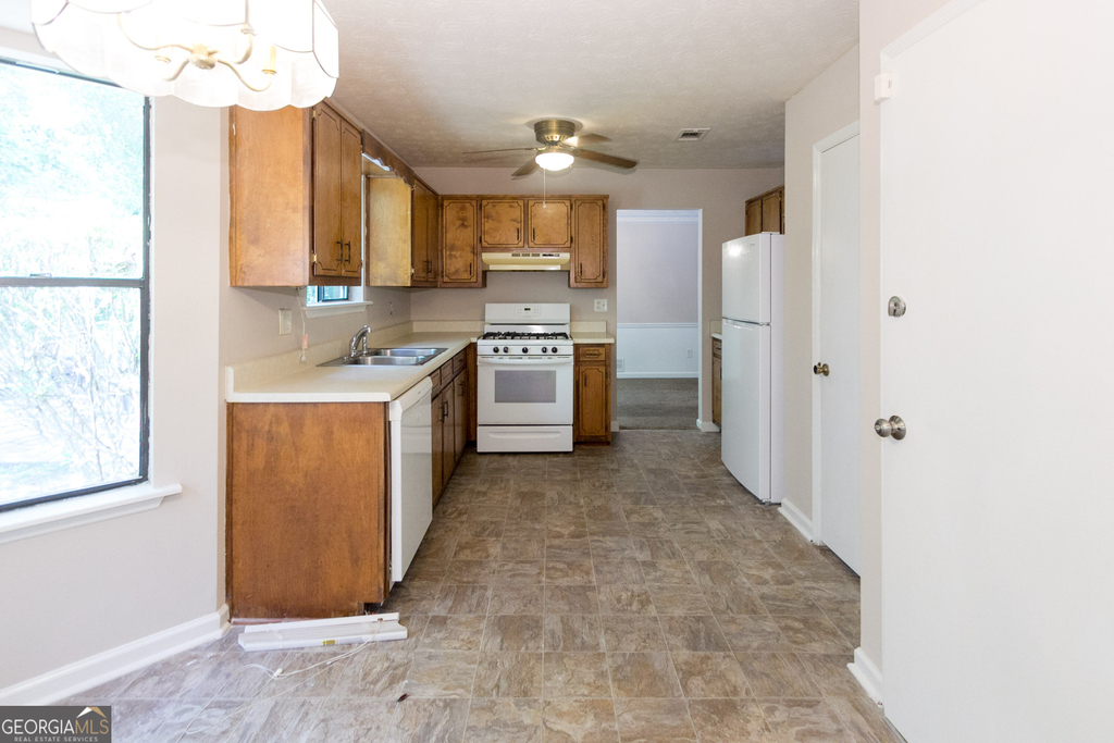 2007 Walden Park Drive - Photo 9