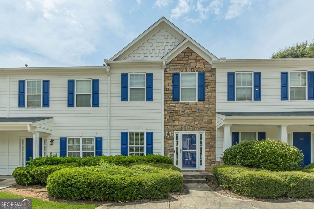 585 Mcwilliams Road Se - Photo 0