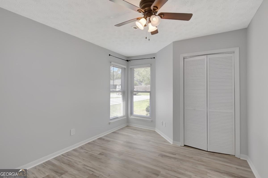 506 Iris Glen - Photo 14