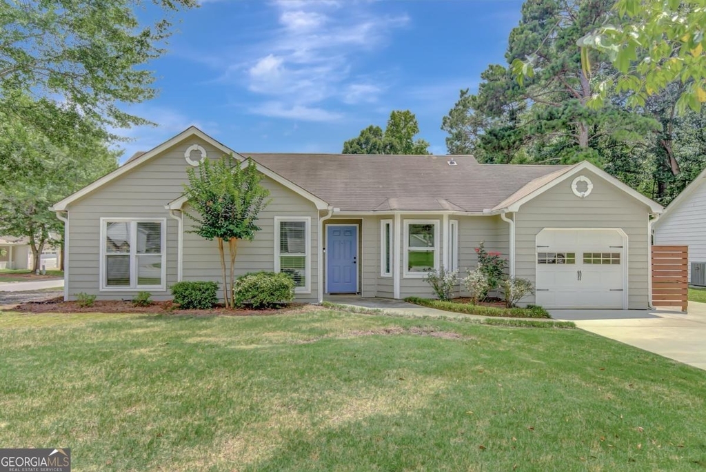 506 Iris Glen - Photo 0