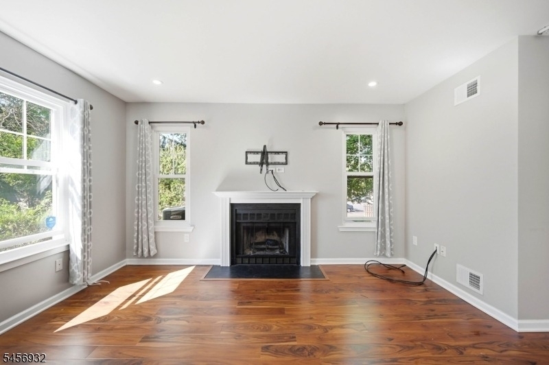 81 Village Cir - Photo 25