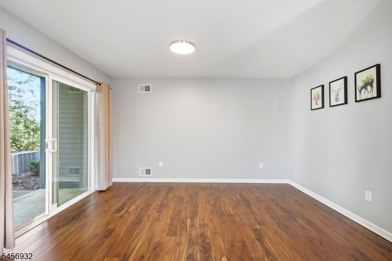 81 Village Cir - Photo 20