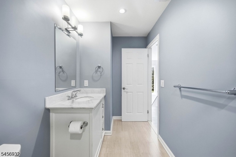 81 Village Cir - Photo 37