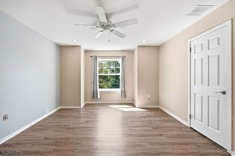 81 Village Cir - Photo 40