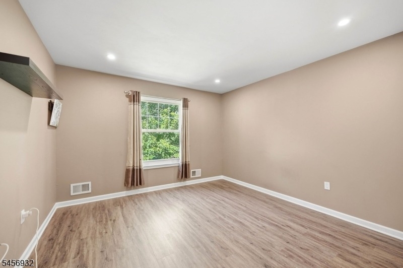 81 Village Cir - Photo 33