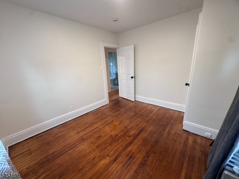 182 Greenbrook Rd - Photo 2