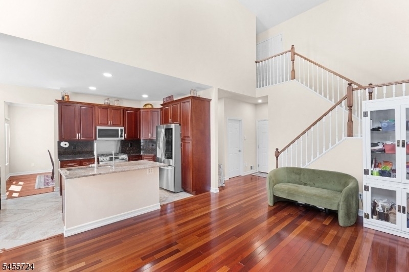 3 Delaney Ct - Photo 2