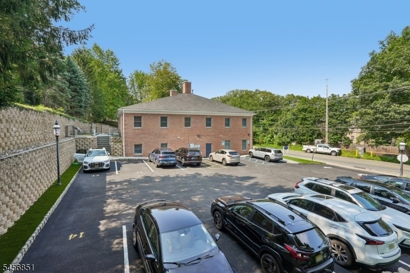 53 Broadway - Photo 21