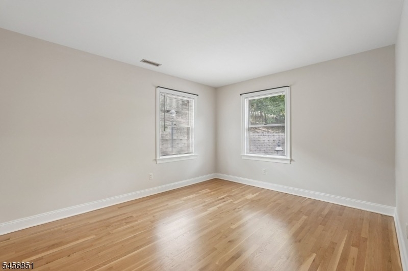 53 Broadway - Photo 12