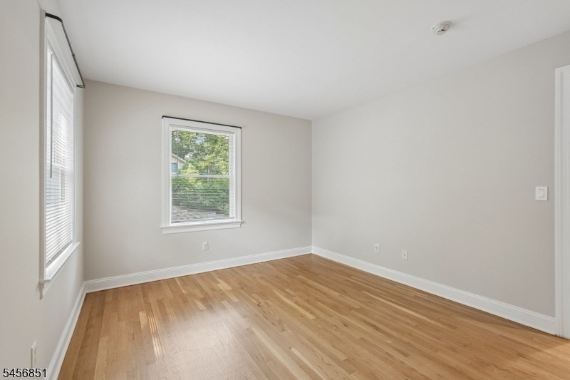53 Broadway - Photo 14
