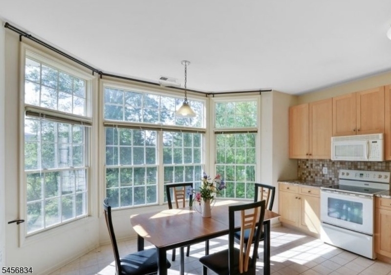 117 Crown Ct - Photo 1