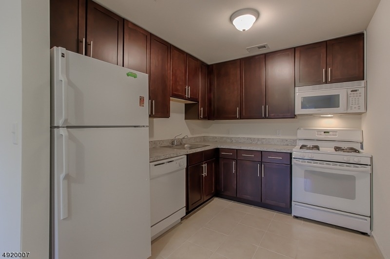 2889 State Route 10 - Photo 5