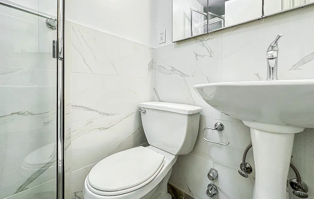 200 East 83rd Street - Photo 5