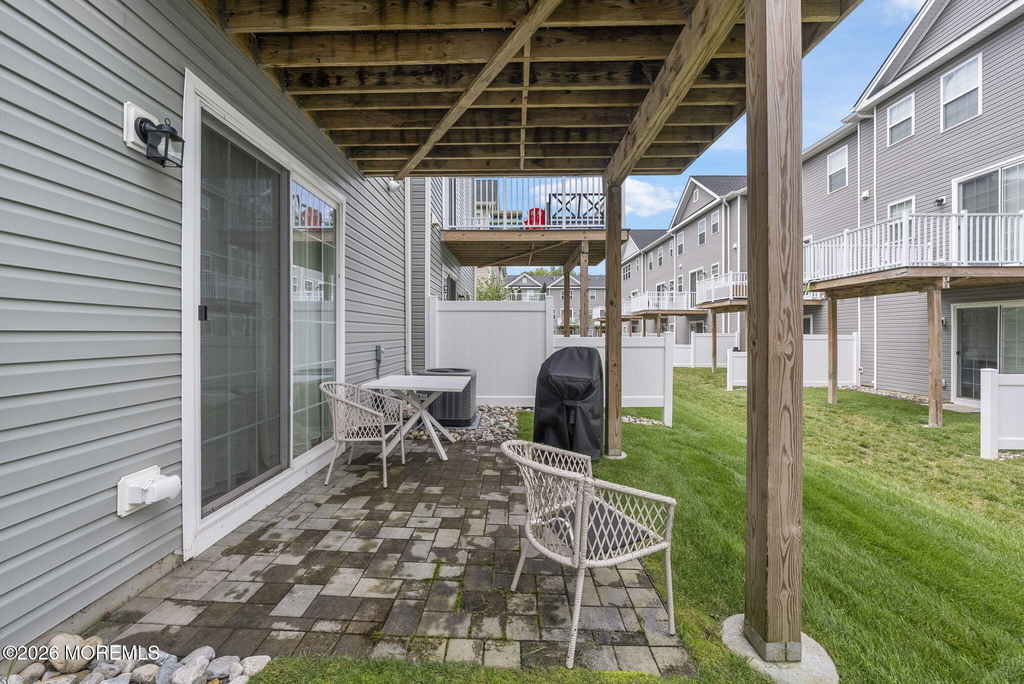 1502 Arose Lane - Photo 2