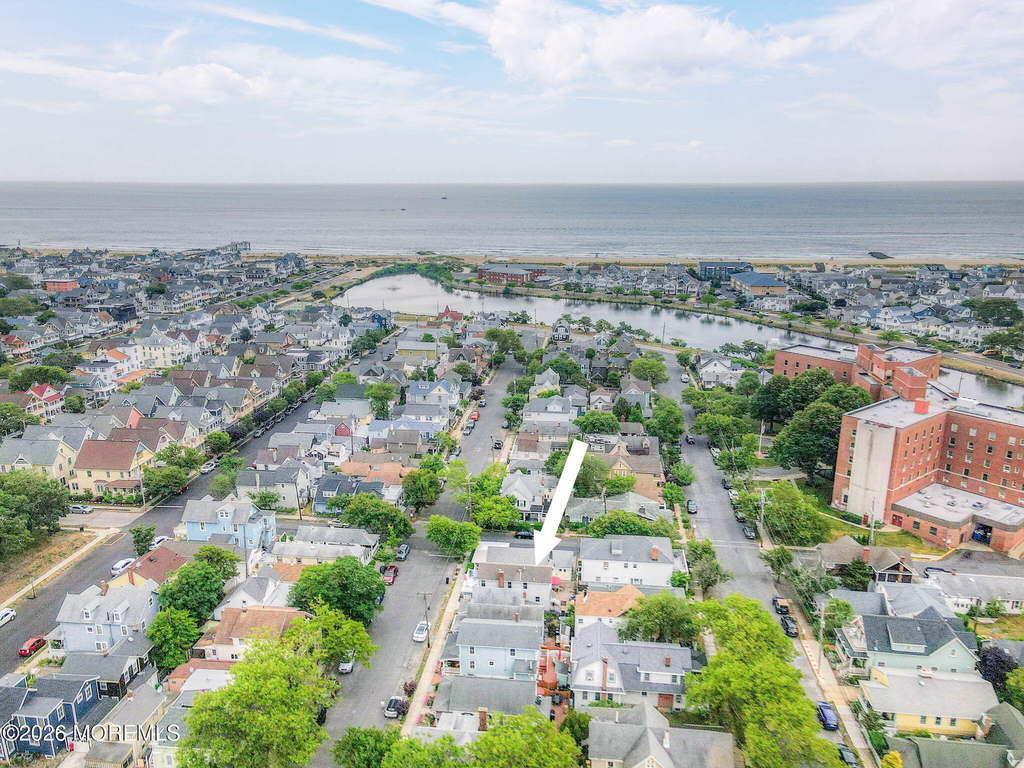 82 Franklin Avenue - Photo 33
