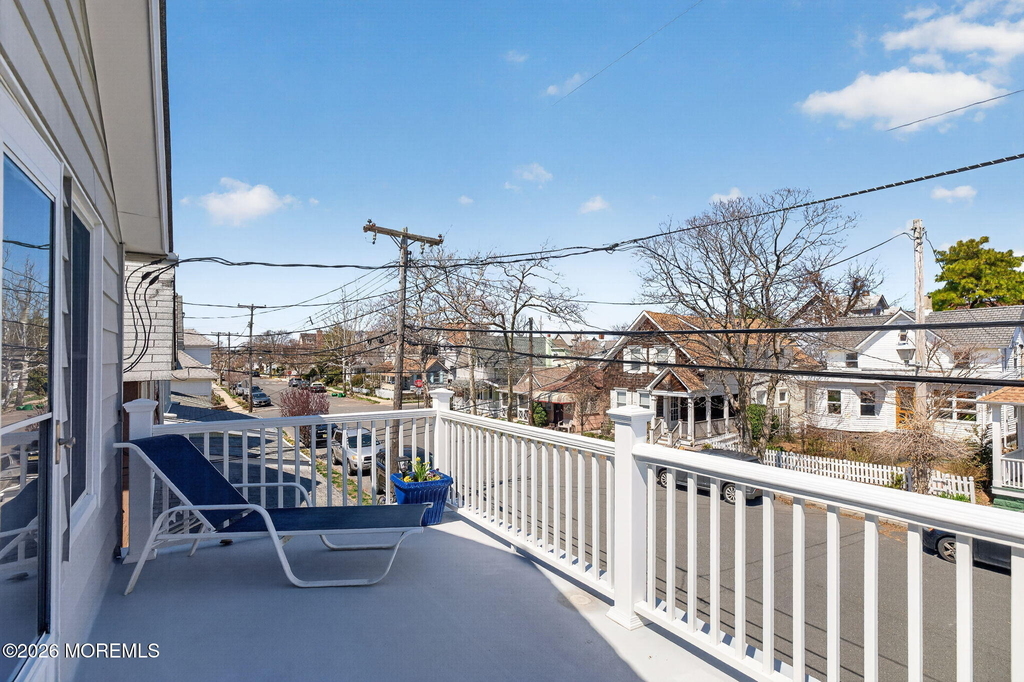 82 Franklin Avenue - Photo 22