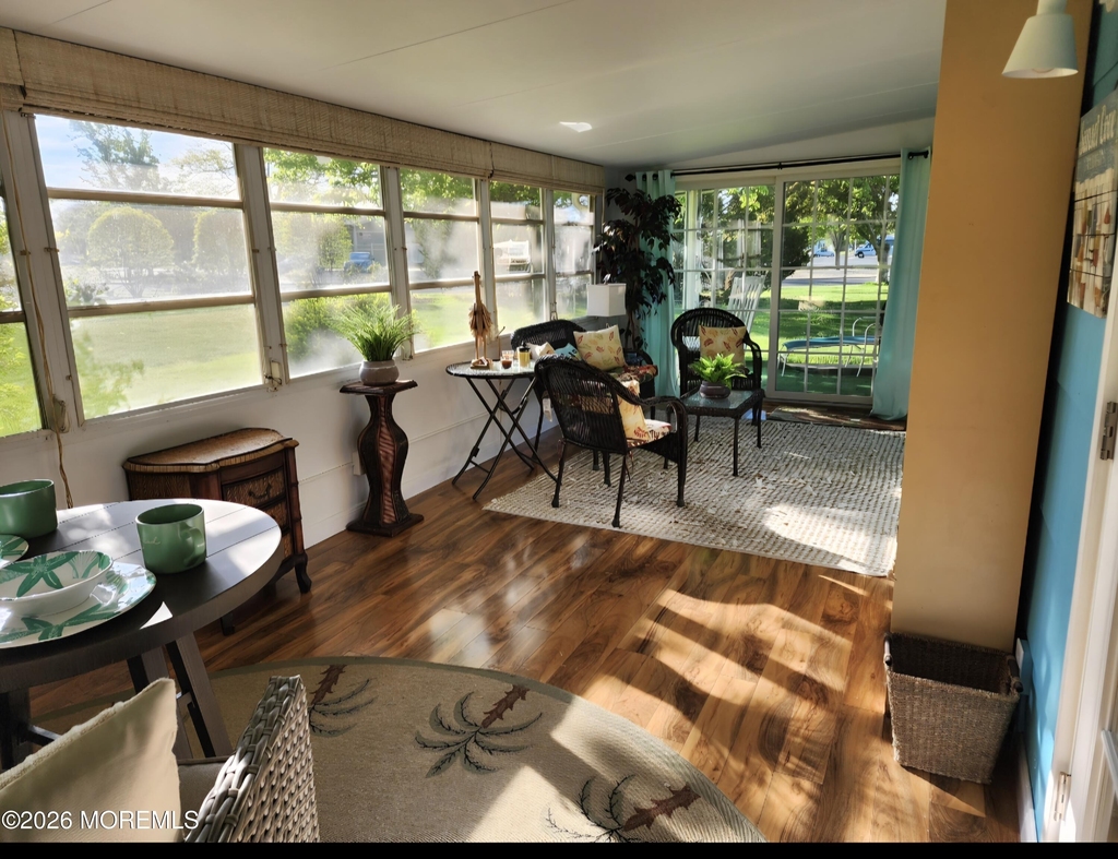 6 Burns Court - Photo 10