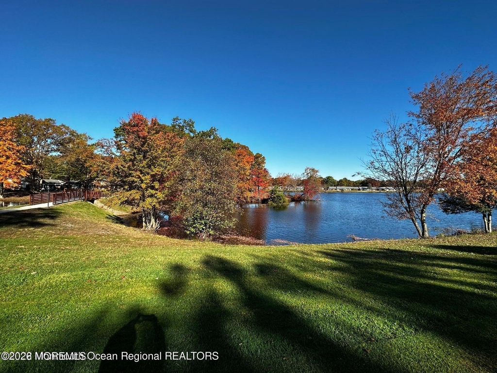 106 E Edinburgh Lane - Photo 2