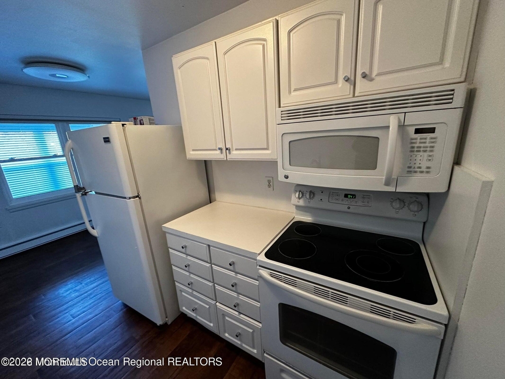 106 E Edinburgh Lane - Photo 12
