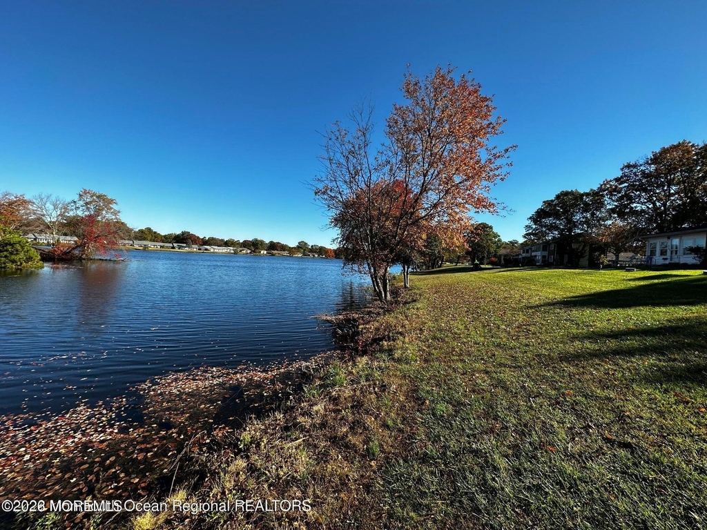 106 E Edinburgh Lane - Photo 4
