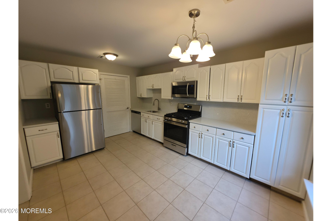 283 Plum Drive - Photo 1