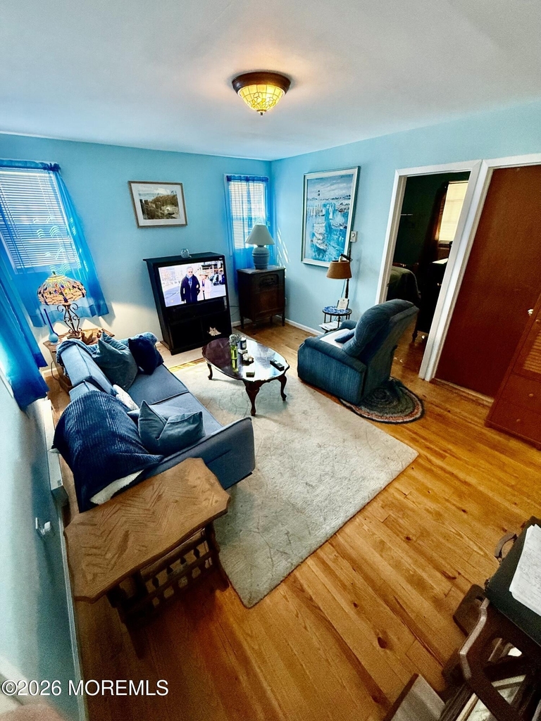 429 Tappan Street - Photo 3