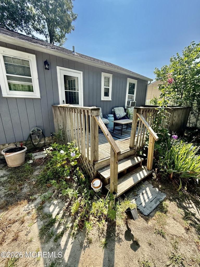 429 Tappan Street - Photo 11