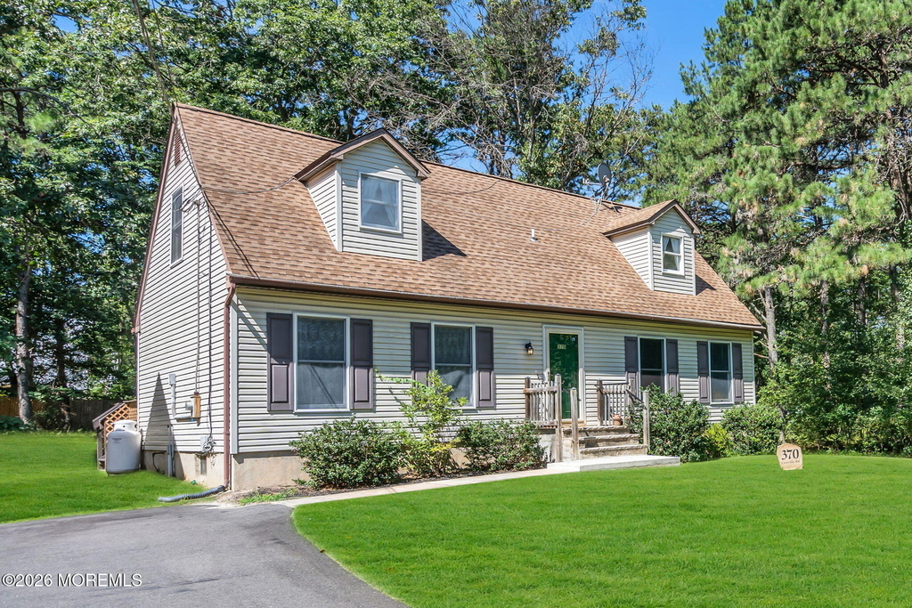 370 Cassville Road - Photo 0